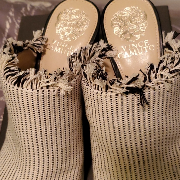 Vince camuto mules - Picture 5 of 7